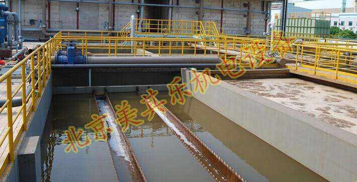 污水處理專用高壓鼓風(fēng)機(jī)